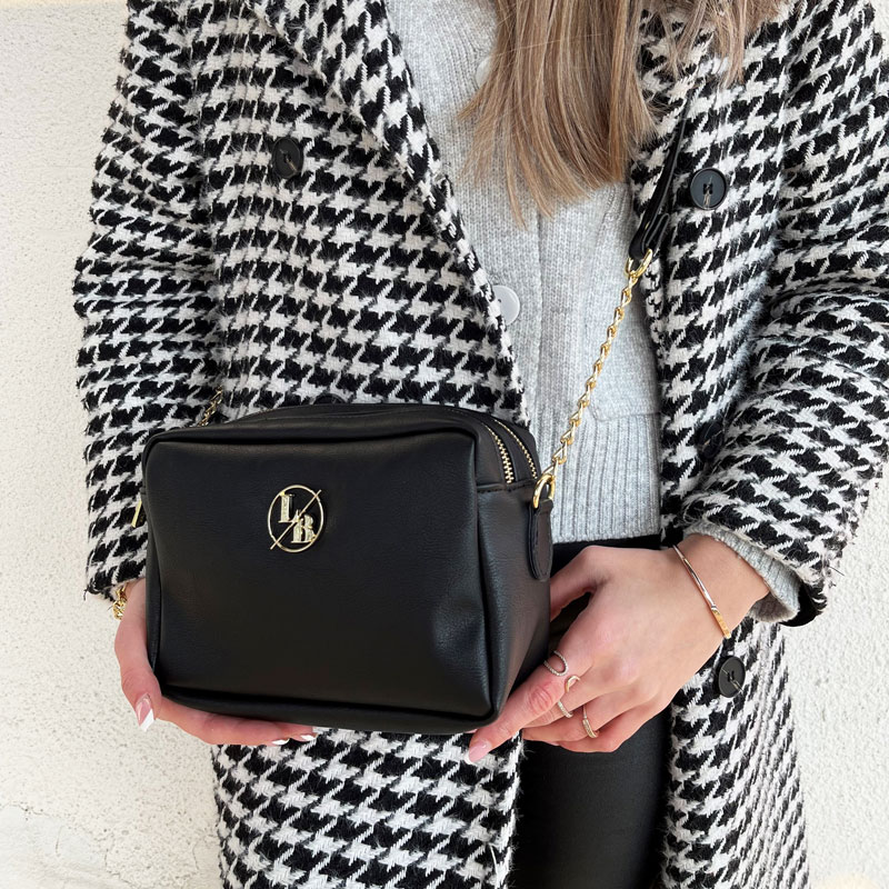 Čierna crossbody Laura Biaggi DX-JS-22-1-blackECO