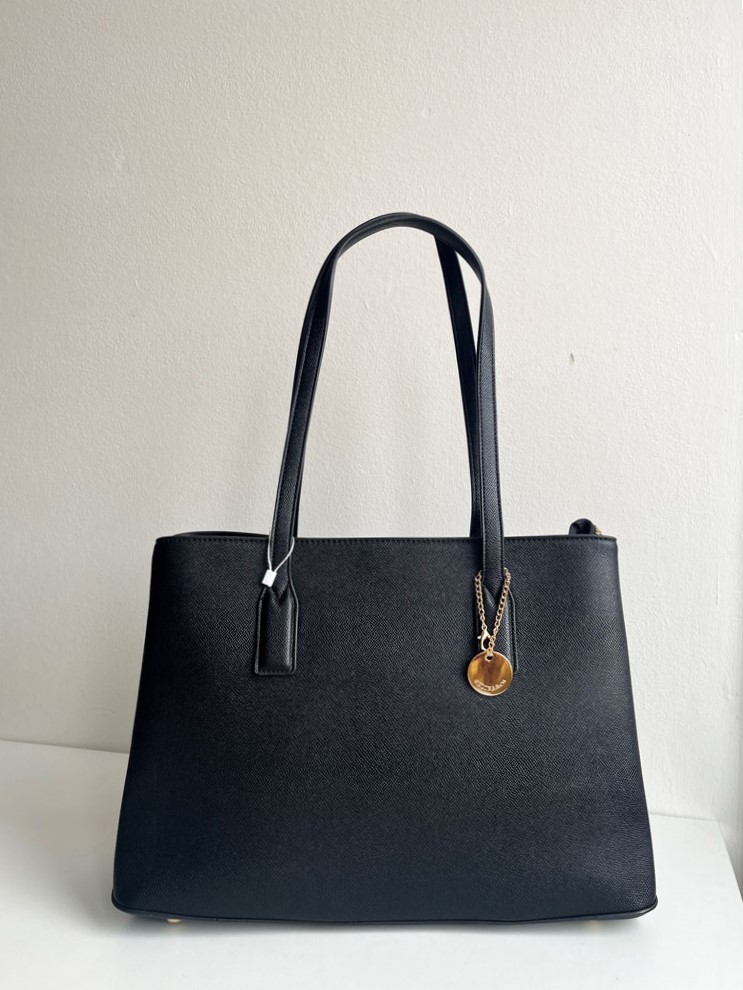 Čierna kabelka na rameno J8813-black