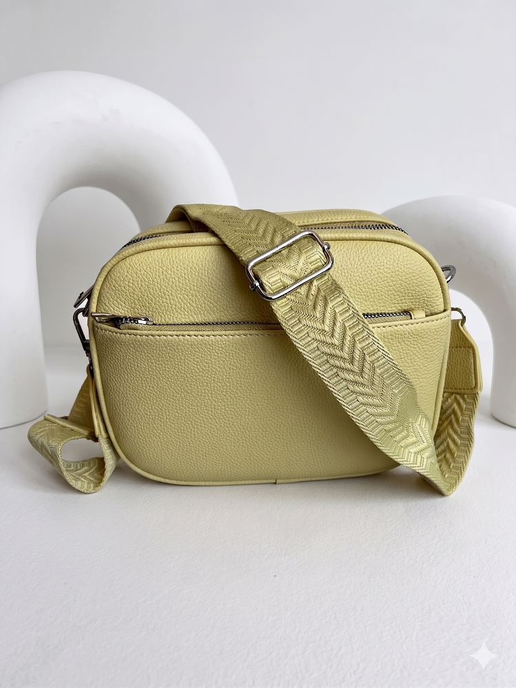 Praktická žltá crossbody kabelka s dvoma priehradkami