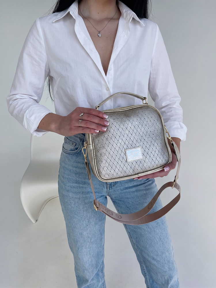 Zlatá kabelka do ruky GROSSO - elegantná kufríková