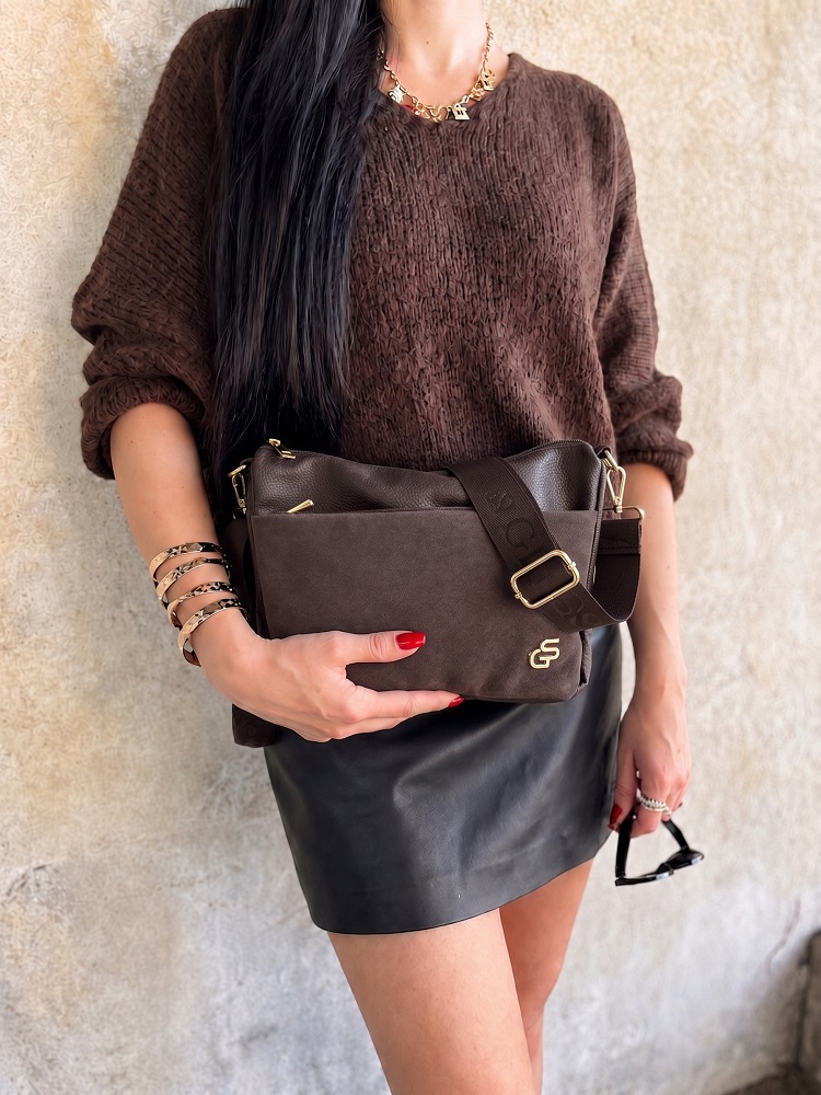 Čokoládová dámska crossbody GROSSO semišová