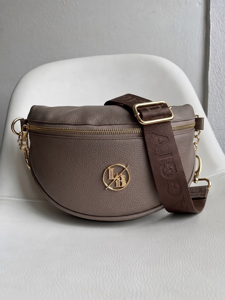 Hnedosivá dámska ľadvinka Laura Biaggi - elegantná crossbody
