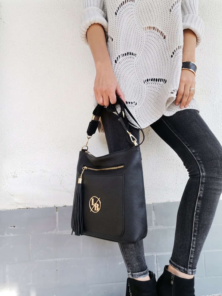 Čierna crossbody kabelka Laura Biaggi – veľká kabelka do mesta