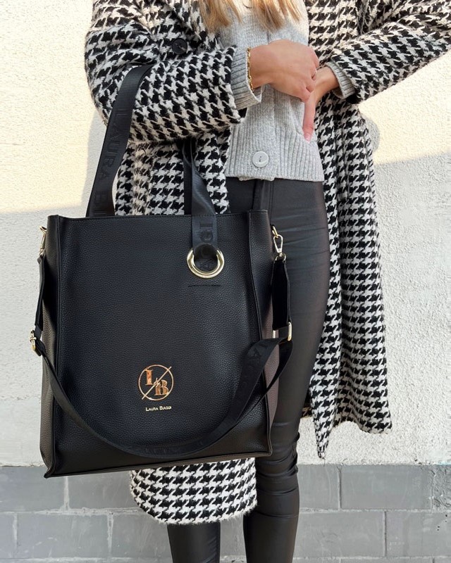 Čierna kabelka na rameno Laura Biaggi DX-2038-blackRIP-1