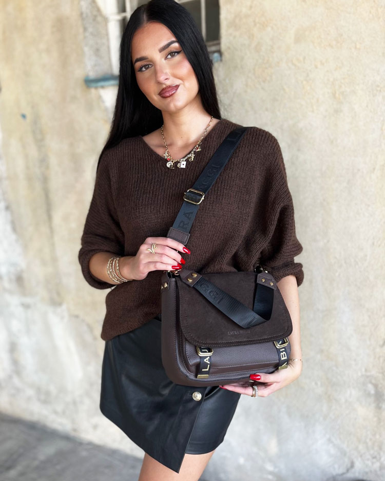 Tmavohnedá crossbody kabelka Laura Biaggi DX-F235-chocoNEW