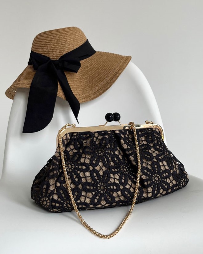 Čipkovaná dámska kabelka do ruky a crossbody na leto čierna