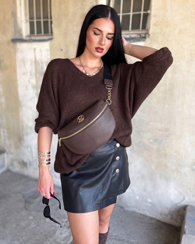 Čokoládová dámska ľadvinka Laura Biaggi - elegantná crossbody