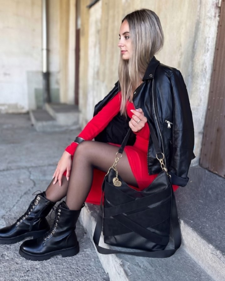 Laura Biaggi čierna semišová kabelka na rameno A4