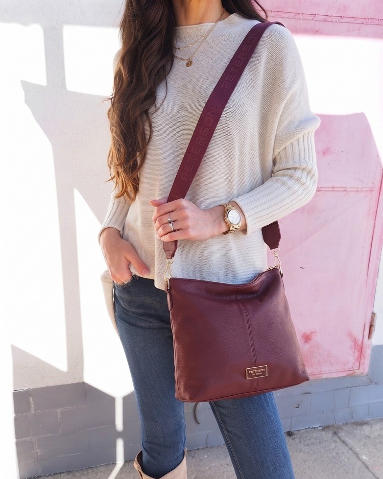 Veľká bordová crossbody Peterson s deleným vnútrom - elegantná a praktická