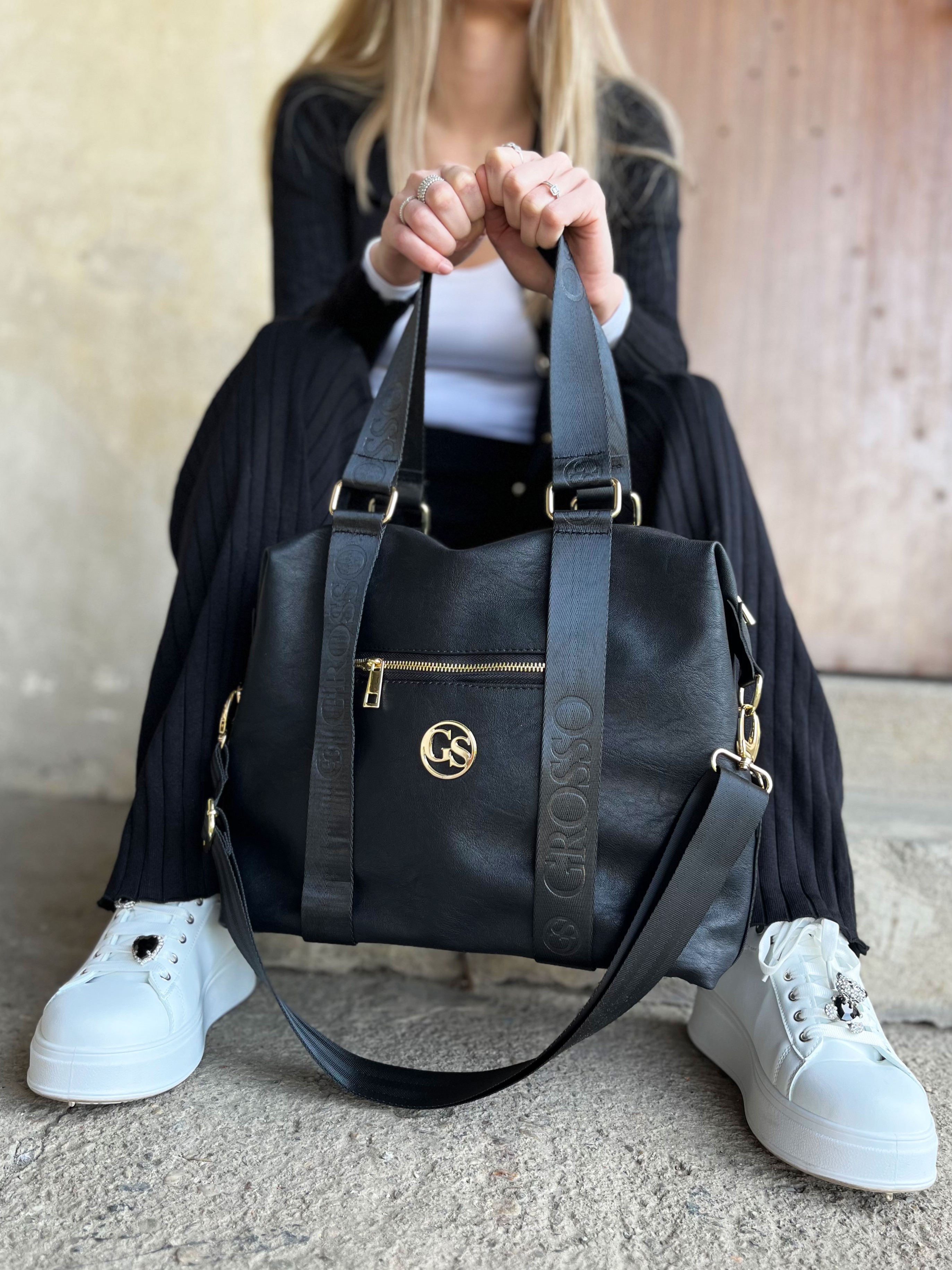 Športovo-elegantná kabelka na rameno GROSSO GS-85-black