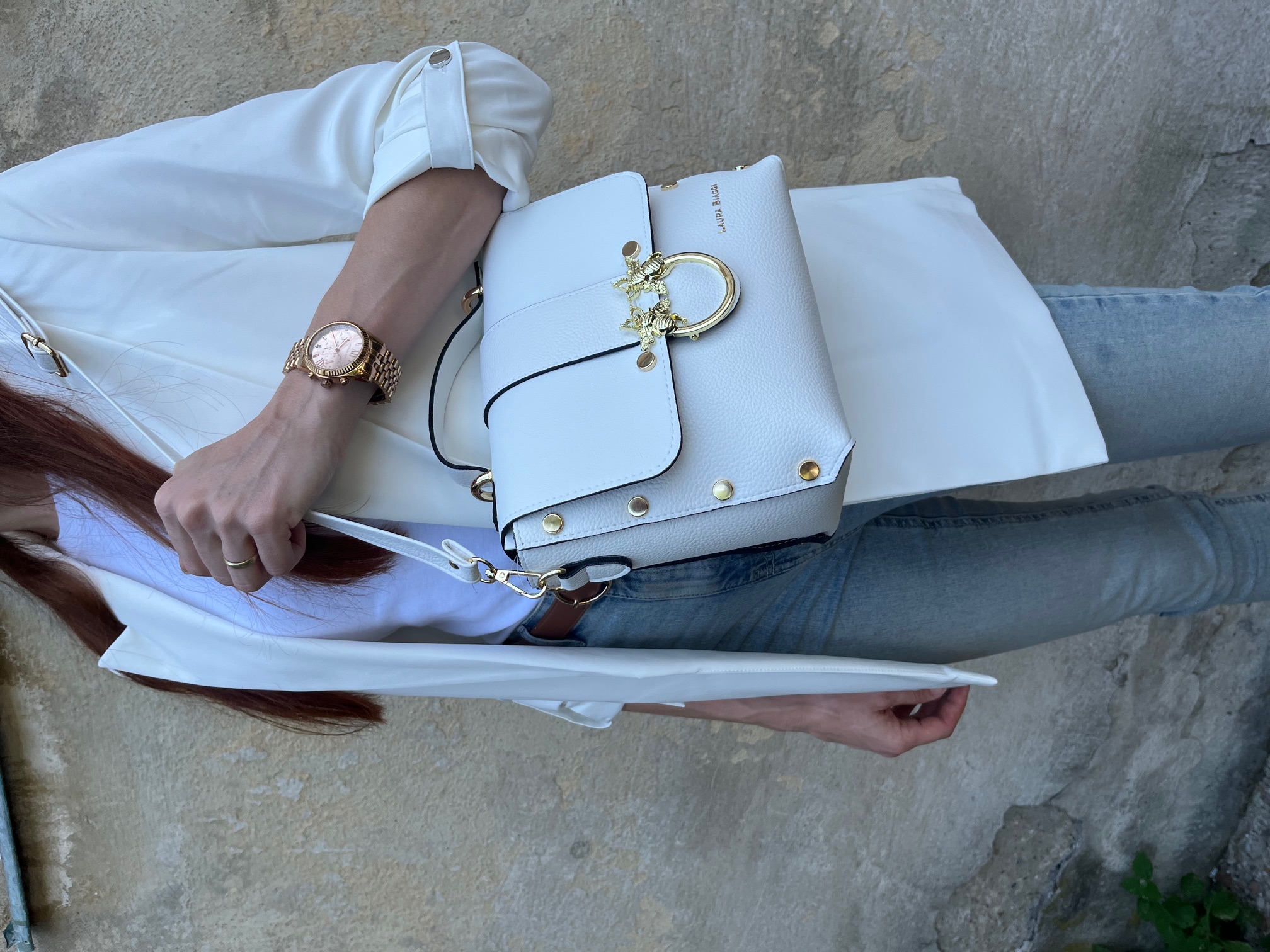 Elegantná biela crossbody Laura Biaggi – do ruky aj na rameno