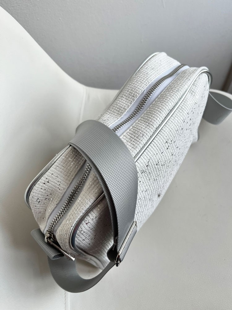 Biela crossbody kabelka GROSSO GS-77-white/silver