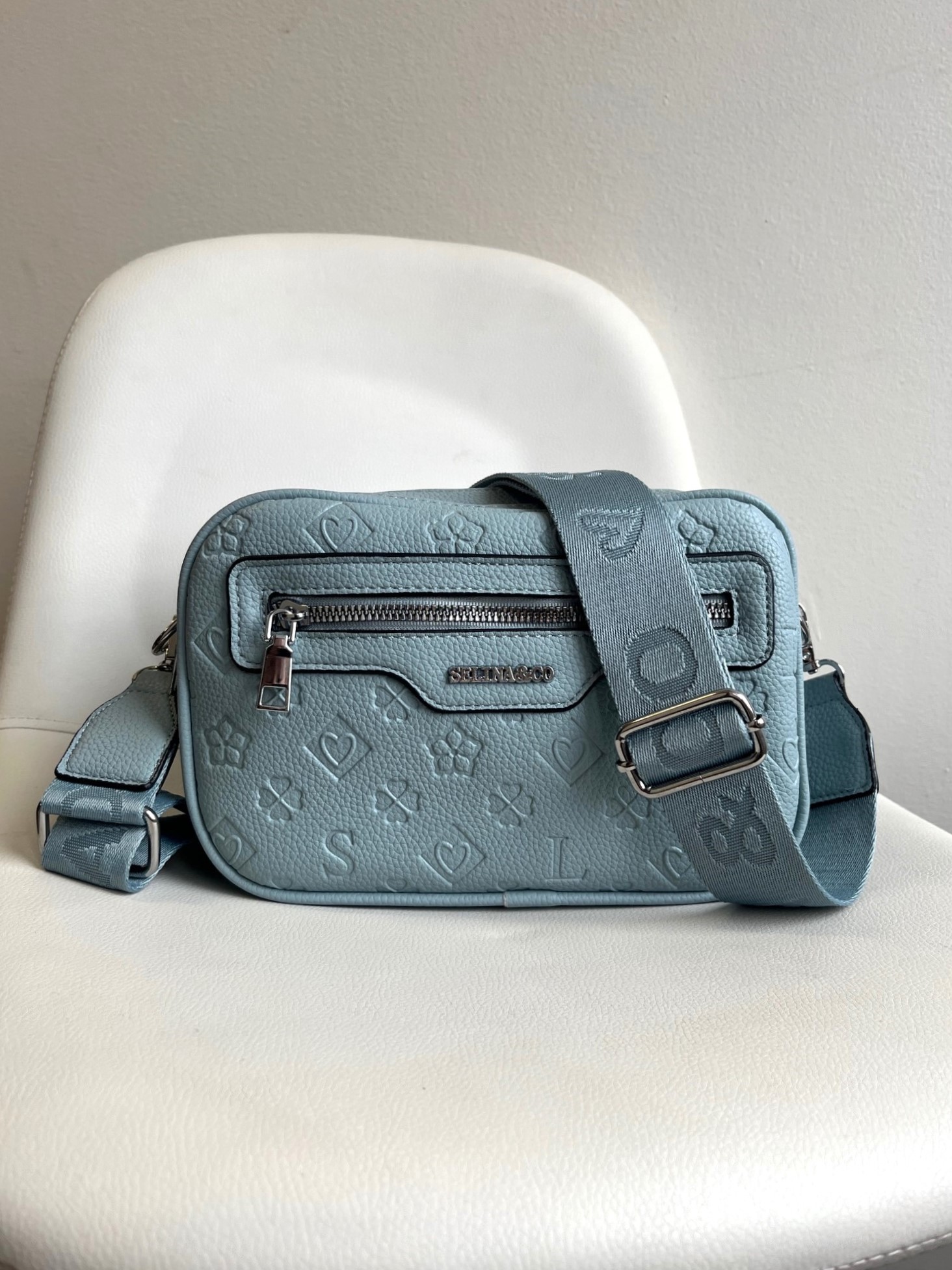 Modrá crossbody kabelka Y8017-blue