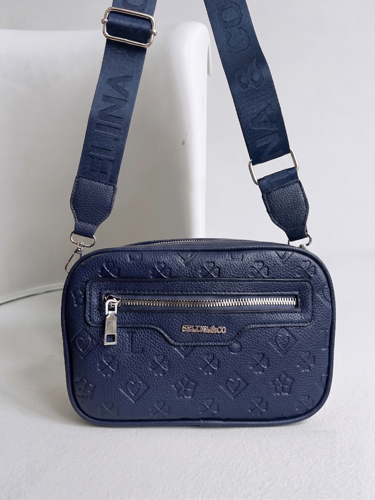 Praktická tmavomodrá crossbody kabelka s priehradkami