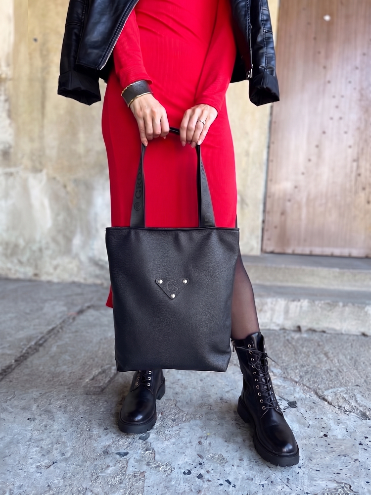 Kabelka na rameno GROSSO čierna