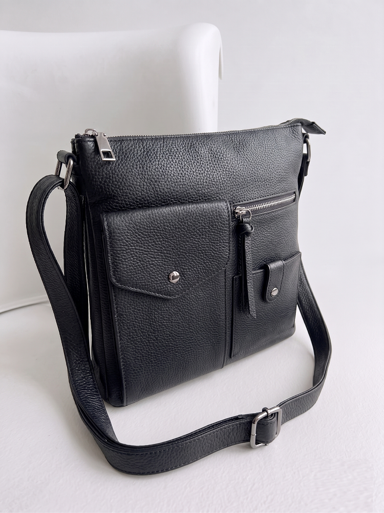 Praktická čierna crossbody kabelka s priehradkami a vreckami