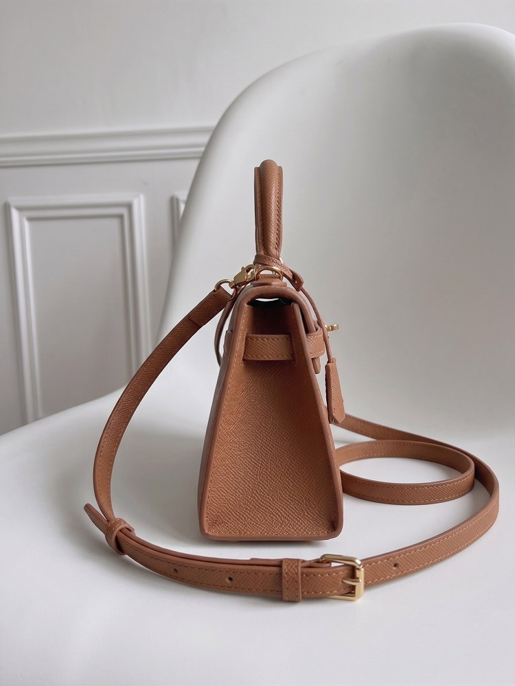 Elegantná crossbody a mini kabelka do ruky – hnedá