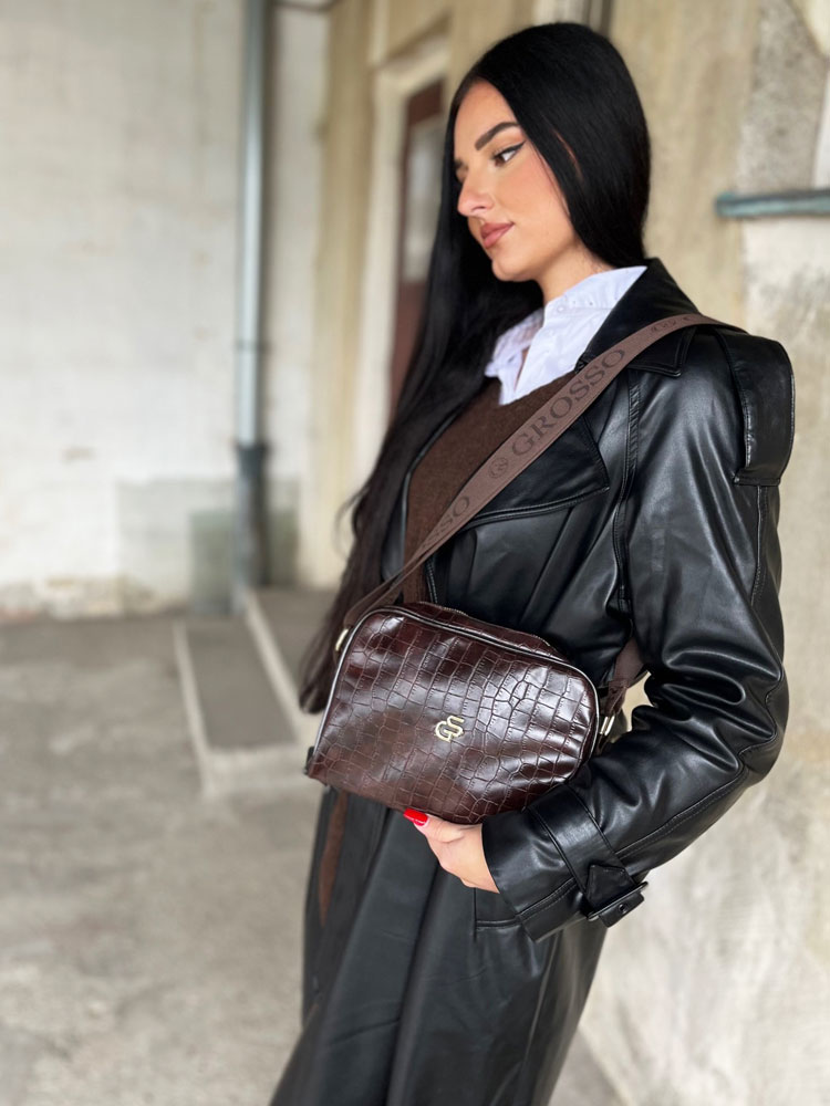 Čokoládová crossbody GROSSO - elegantná s kroko potlačou
