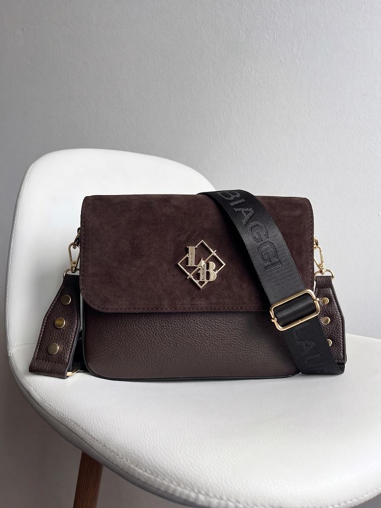 Čokoládová crossbody kabelka Laura Biaggi s dvoma priehradkami