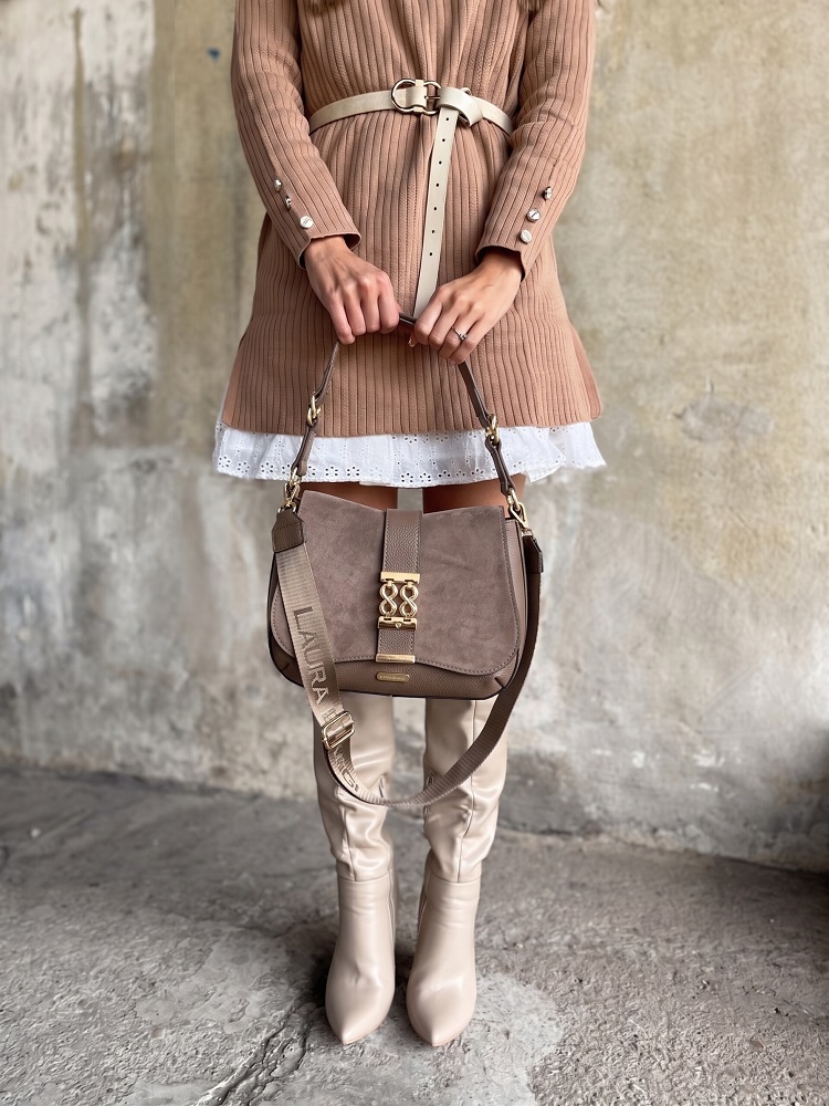 Hnedosivá kabelka na rameno Laura Biaggi - elegantná aj pre nižšie ženy