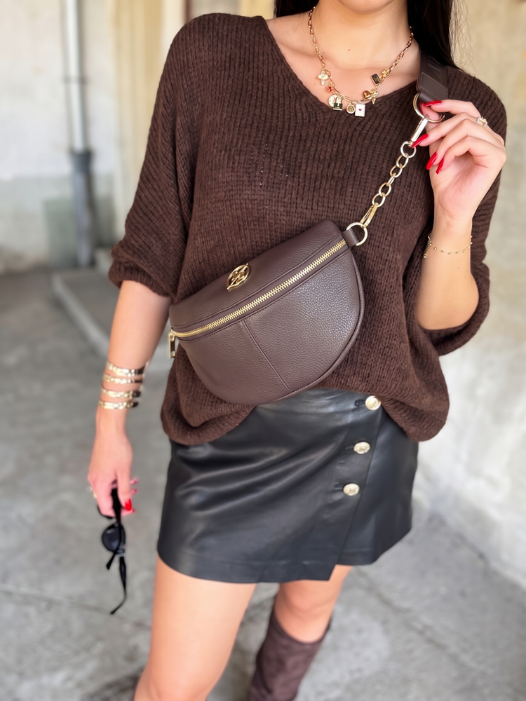 Čokoládová dámska ľadvinka Laura Biaggi - elegantná crossbody