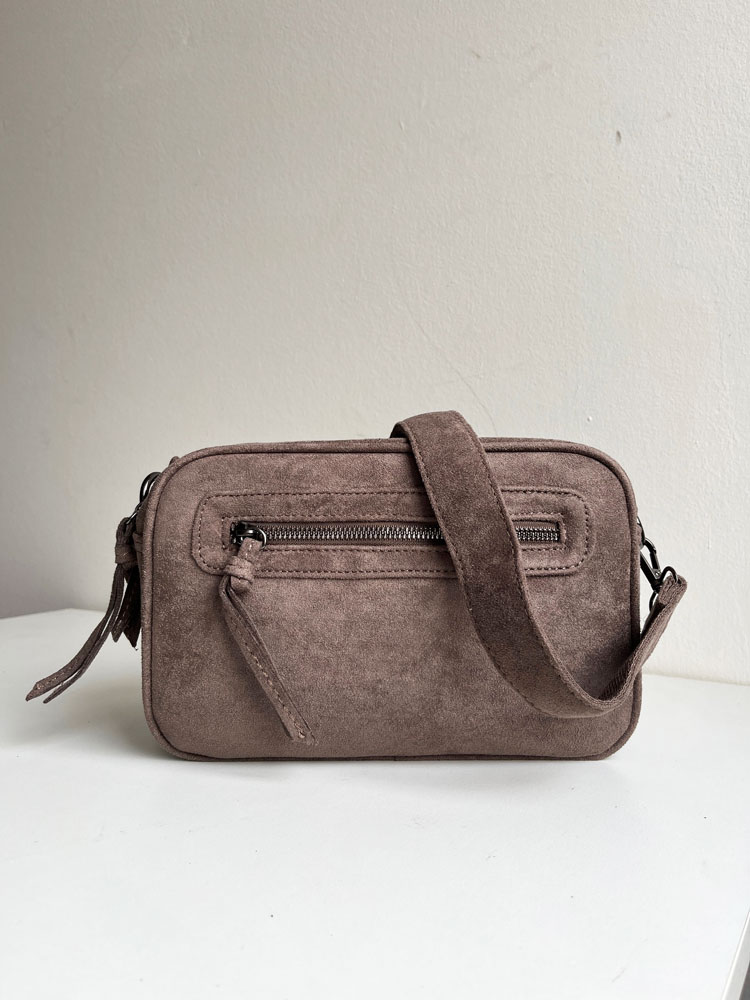 Hnedosivá semišová crossbody kabelka s dvoma priehradkami