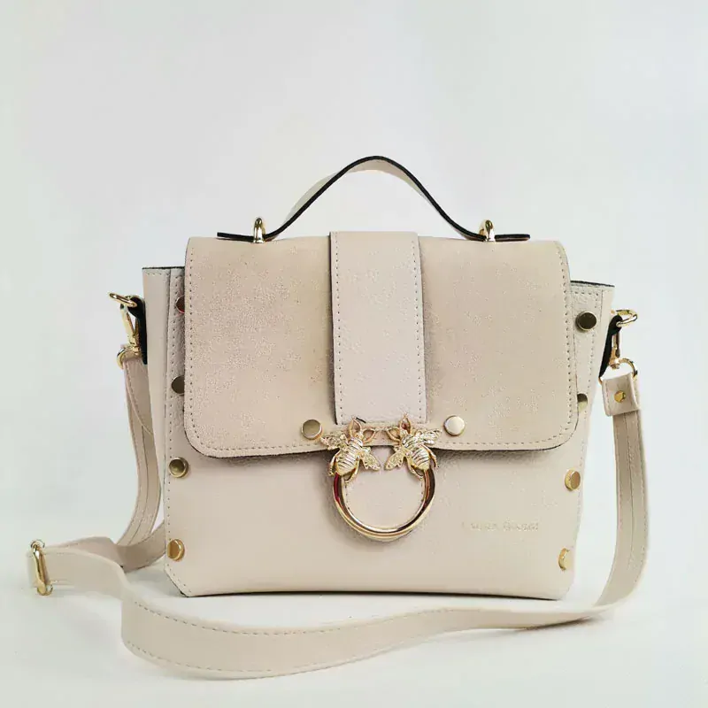 Elegantná béžová crossbody Laura Biaggi – do ruky aj na rameno