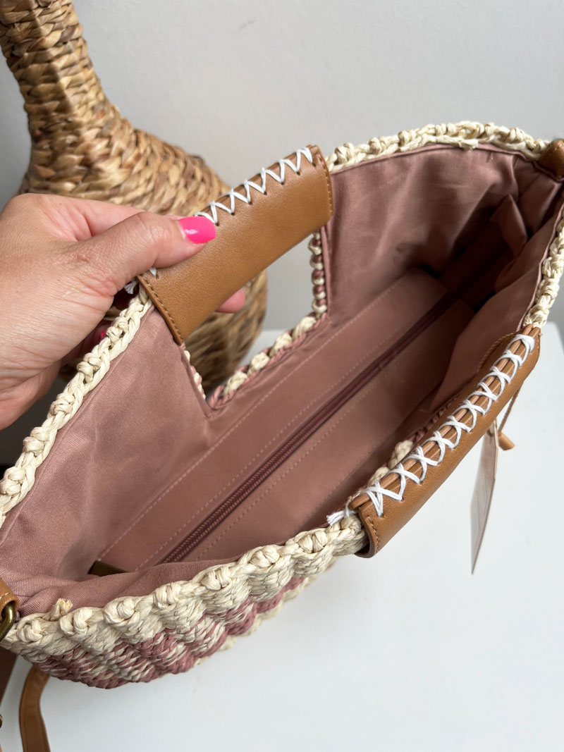 Dámska kabelka do ruky a slamený košík ružový