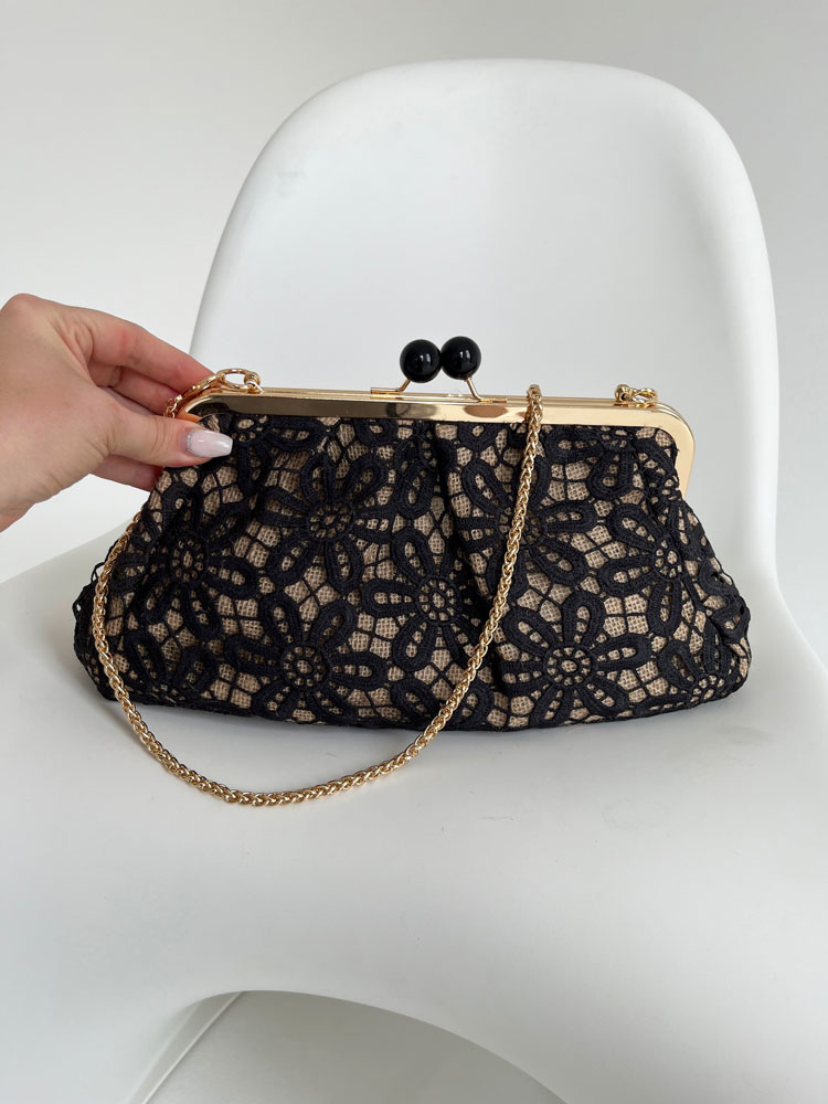 Čipkovaná dámska kabelka do ruky a crossbody na leto čierna