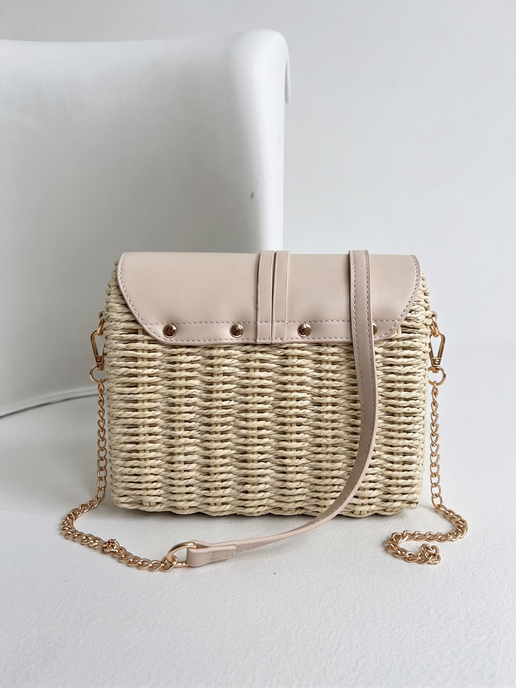 Slamená dámska crossbody kabelka na leto béžová