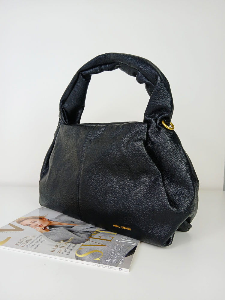 Dámska kabelka na rameno čierna