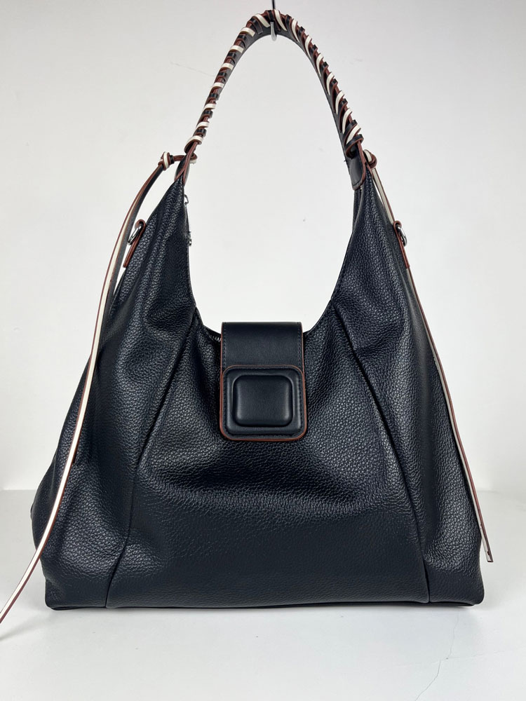 Čierna kabelka na rameno MC284-black