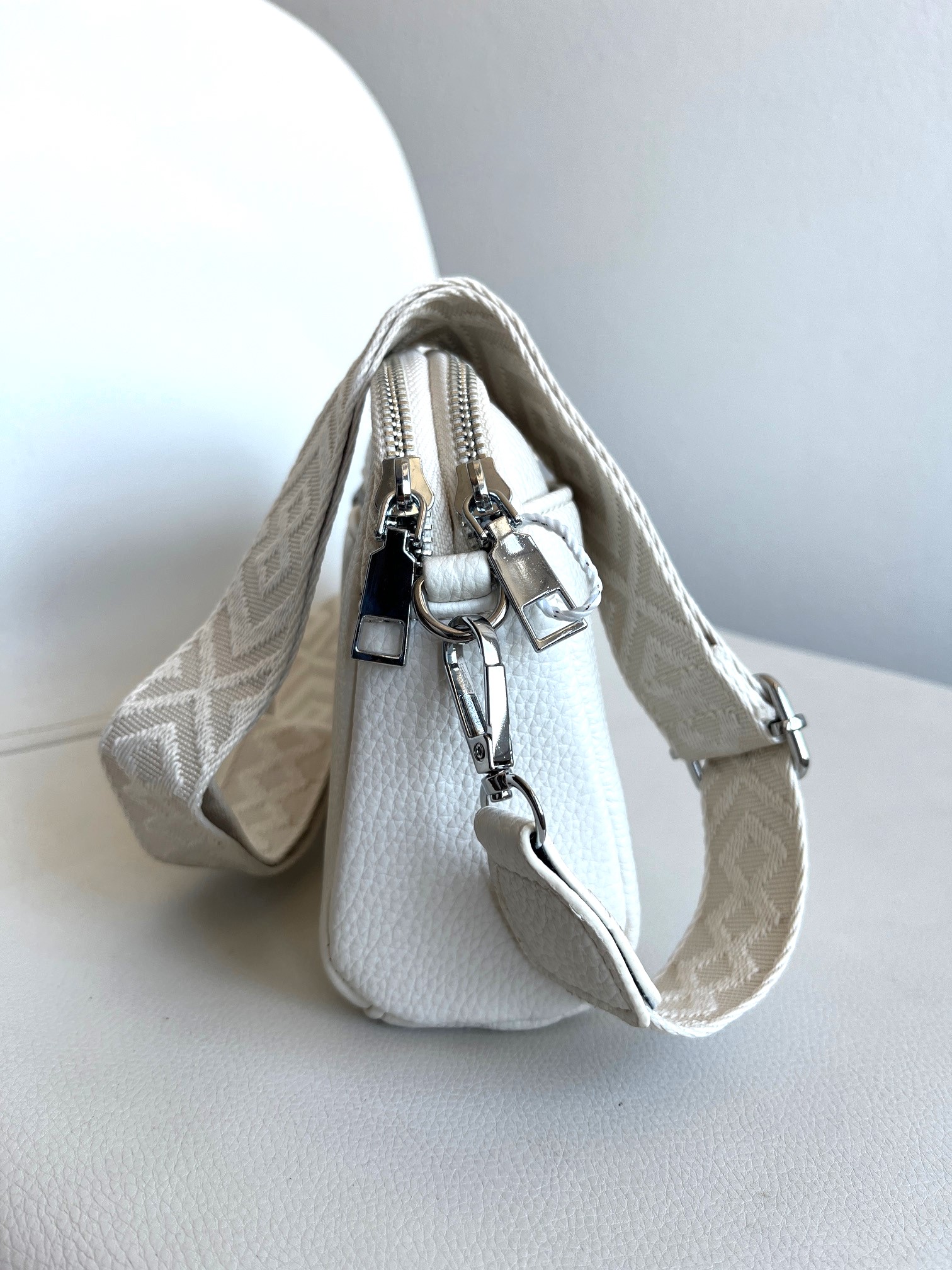 Mini crossbody kabelka s dvojitým vnútrom béžová