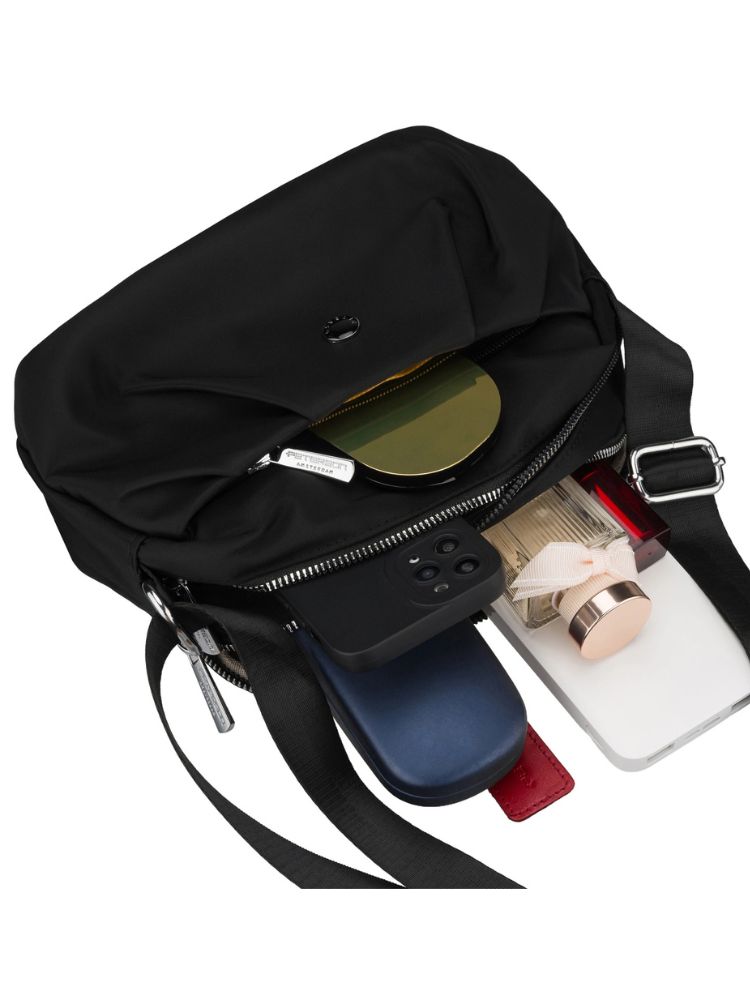 Mini nylonová crossbody – ľahká, praktická a štýlová na cestovanie