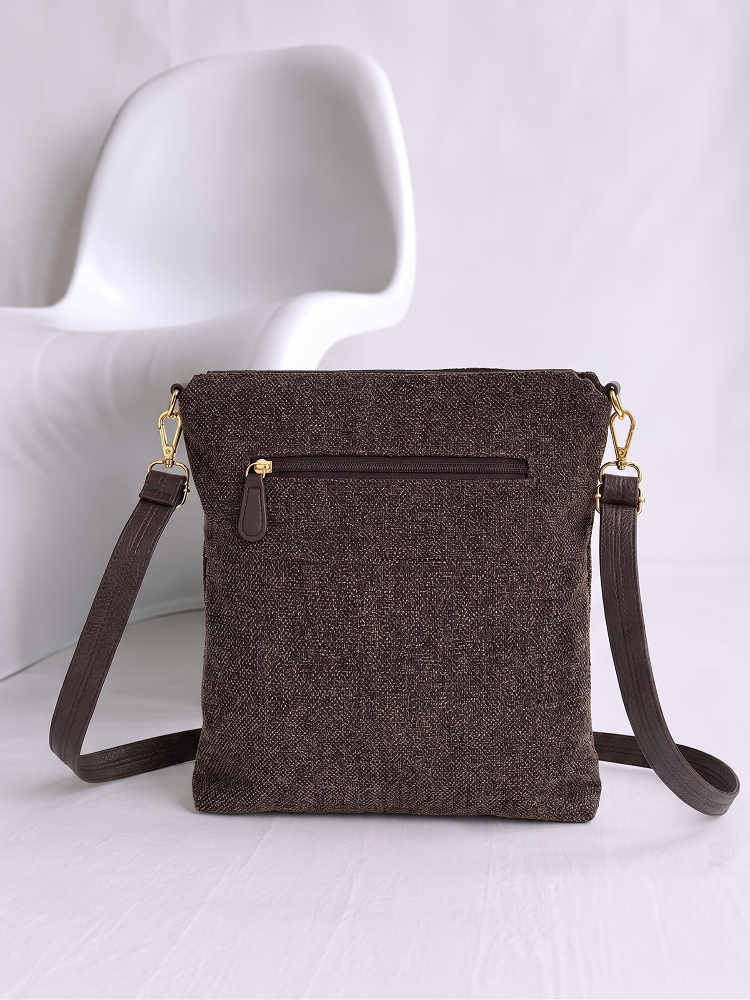 Veľká crossbody kabelka Laura Biaggi hnedá