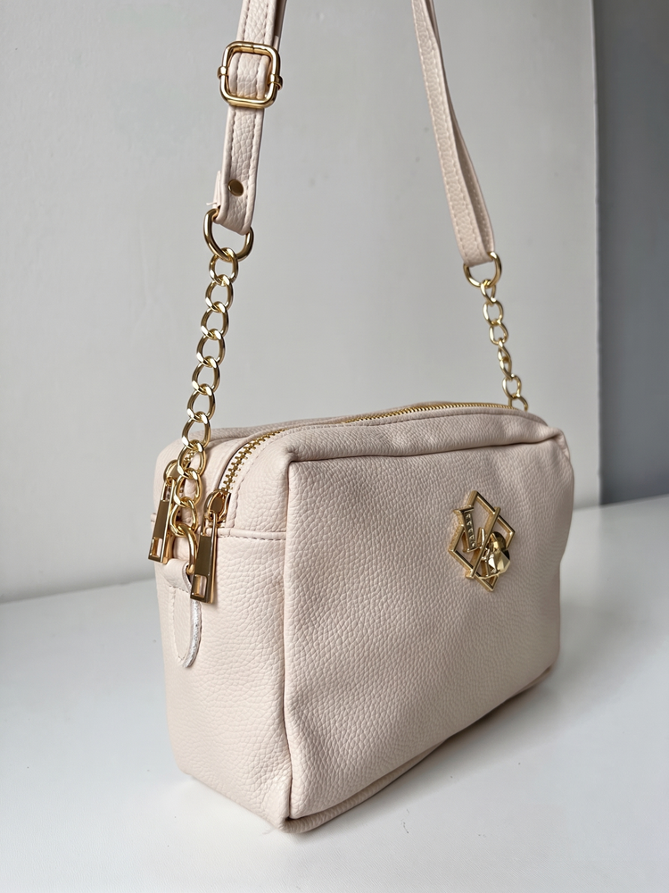Béžová crossbody Laura Biaggi s deleným vnútrom