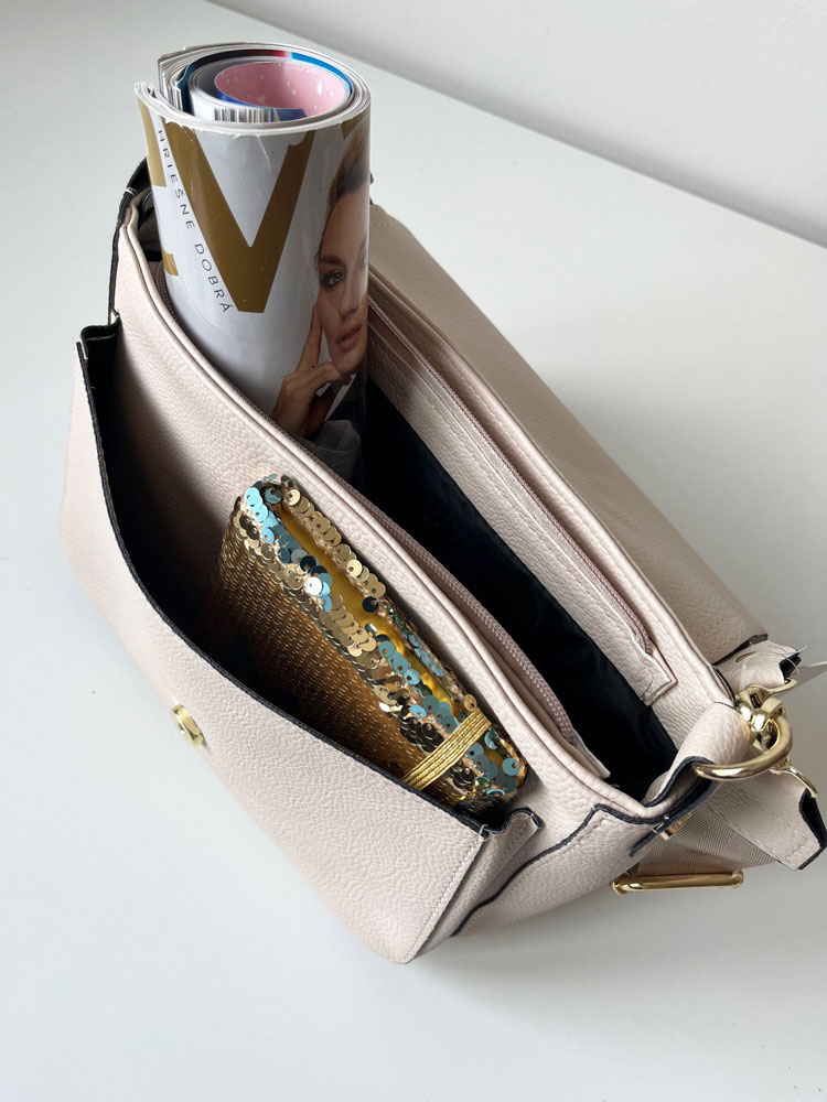 Béžová crossbody Laura Biaggi - praktická kabelka do práce