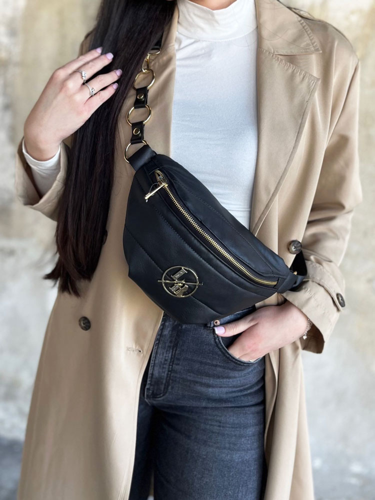Čierna prešívaná crossbody kapsička Laura Biaggi DX-KB82-blackPRES