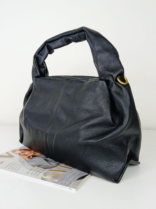 Dámska kabelka na rameno čierna