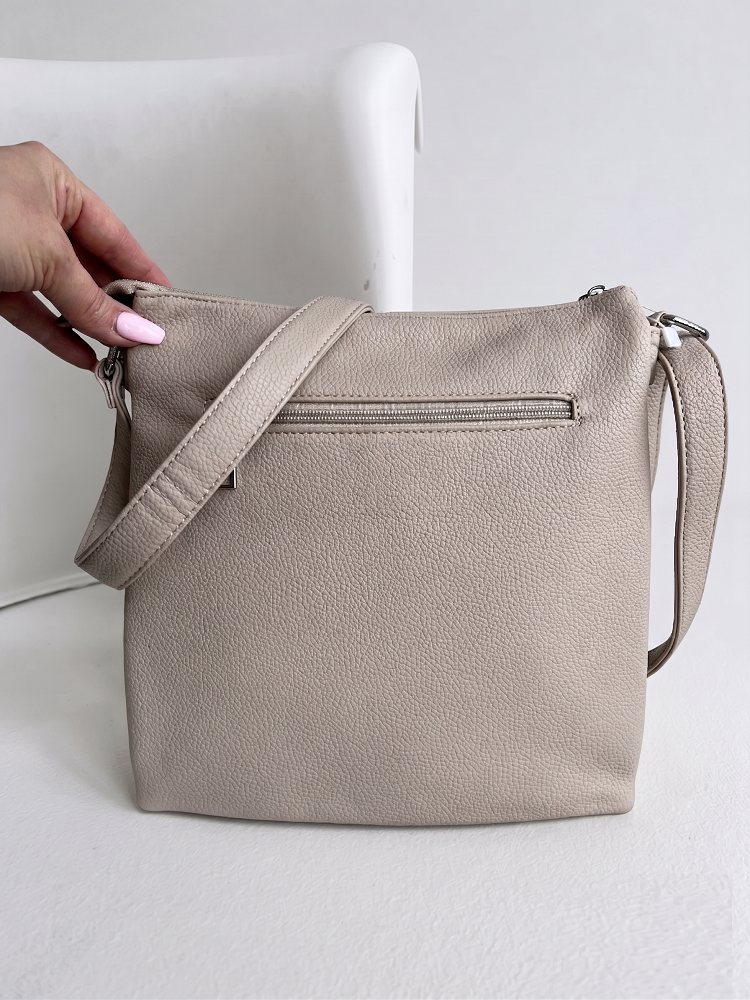 Praktická hnedá crossbody kabelka s priehradkami a vreckami