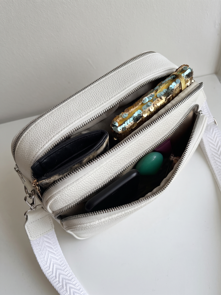 Praktická béžová crossbody kabelka s dvoma priehradkami