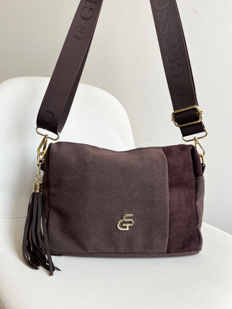 Čokoládová semišová crossbody kabelka GROSSO - praktická na každý deň