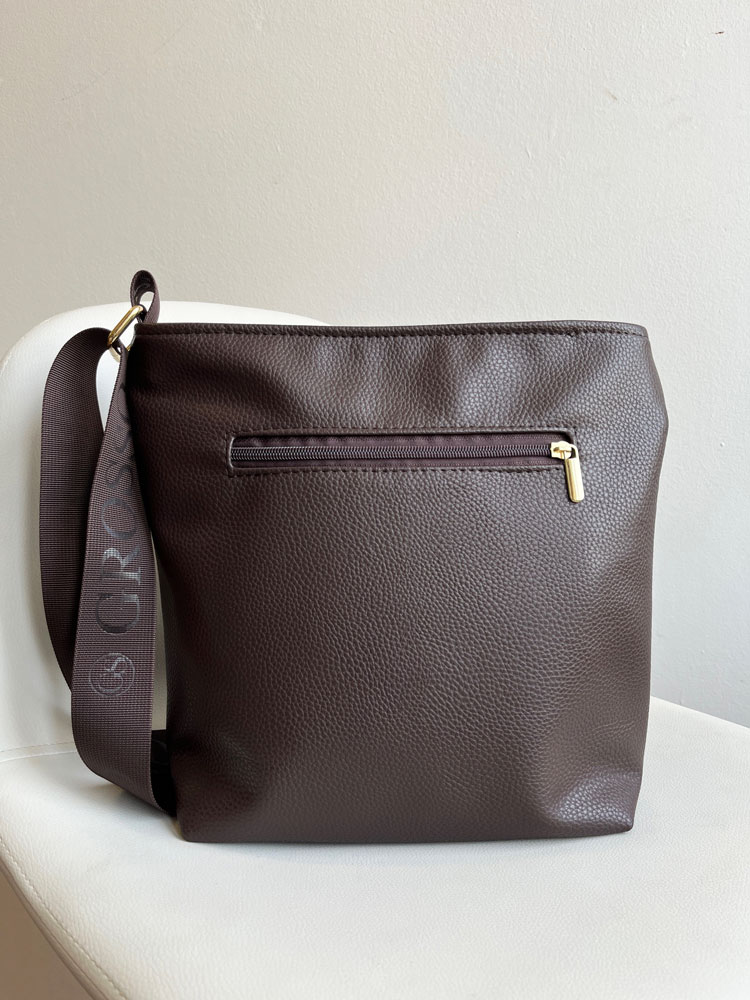 Čokoládová crossbody kabelka GROSSO - veľká a praktická