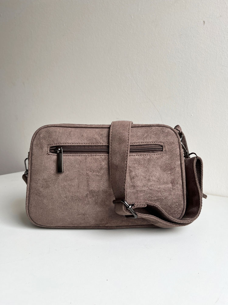 Hnedosivá semišová crossbody kabelka s dvoma priehradkami