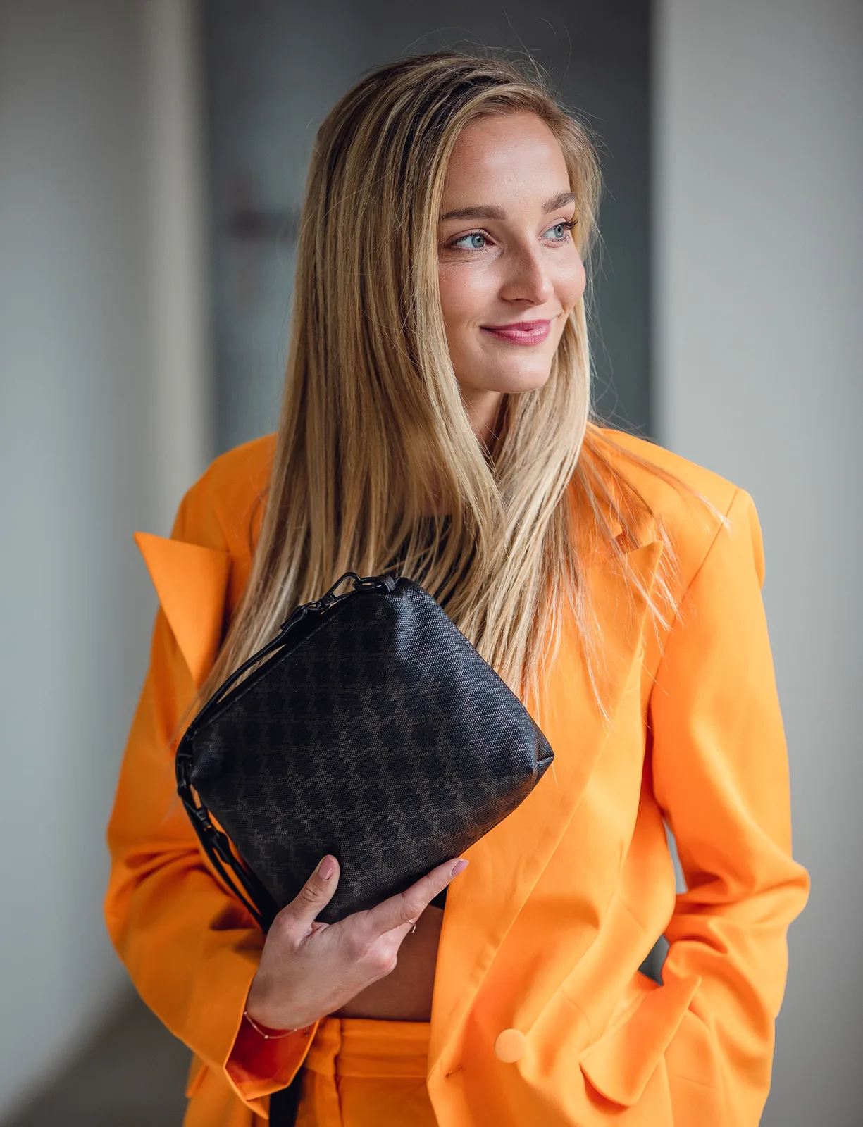 Kabelka do ruky s kapsičkou VUCH V-ROSELDA MN ARICA