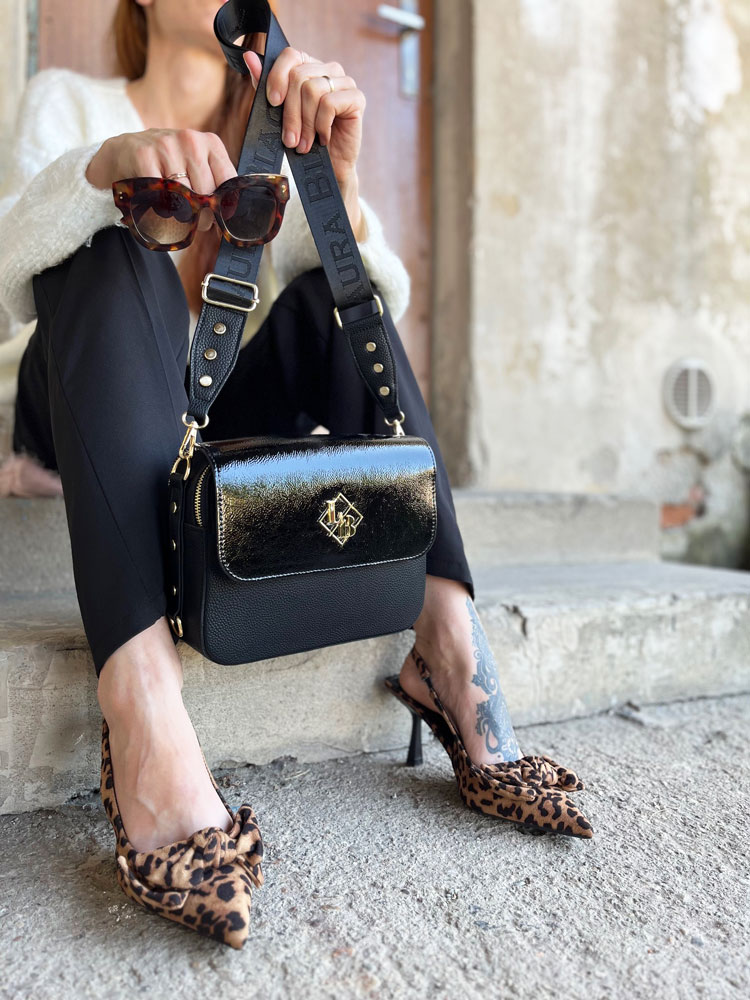 Čierna crossbody kabelka Laura Biaggi DX-JS170-blackLAK