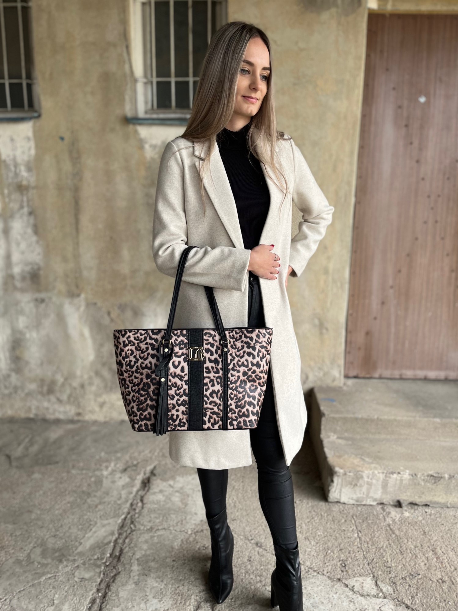 Dámska kabelka na rameno Laura Biaggi DX-JS312-blackPANTHER