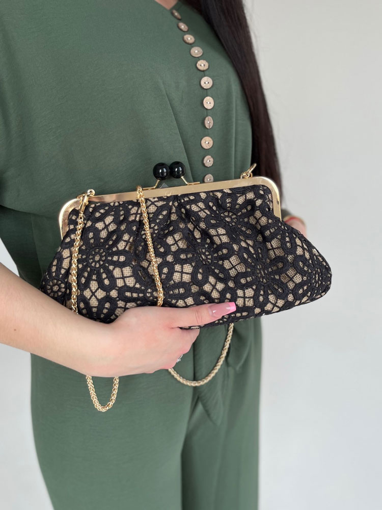 Čipkovaná dámska kabelka do ruky a crossbody na leto čierna