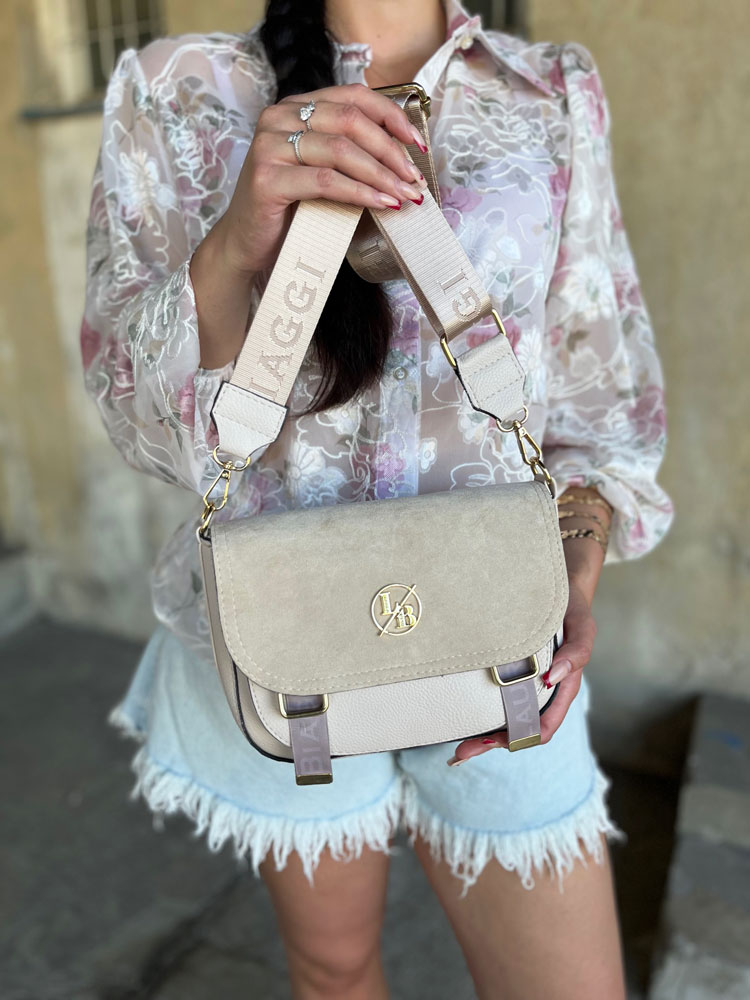 Crossbody kabelka s dvoma ramienkami Laura Biaggi béžová