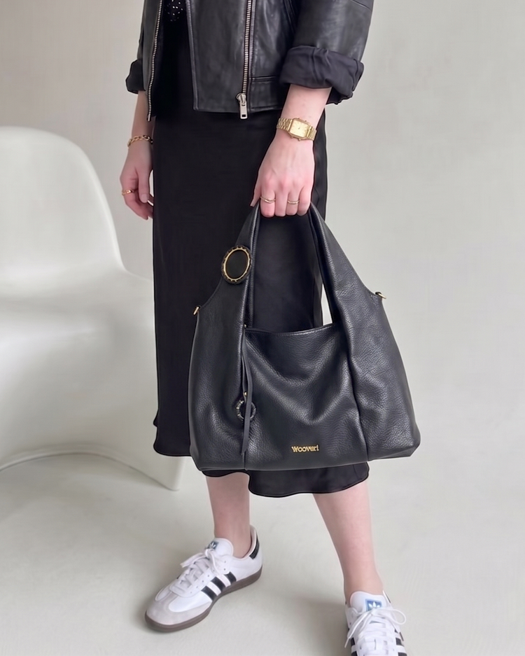 Čierna kabelka na rameno F-185-1-black